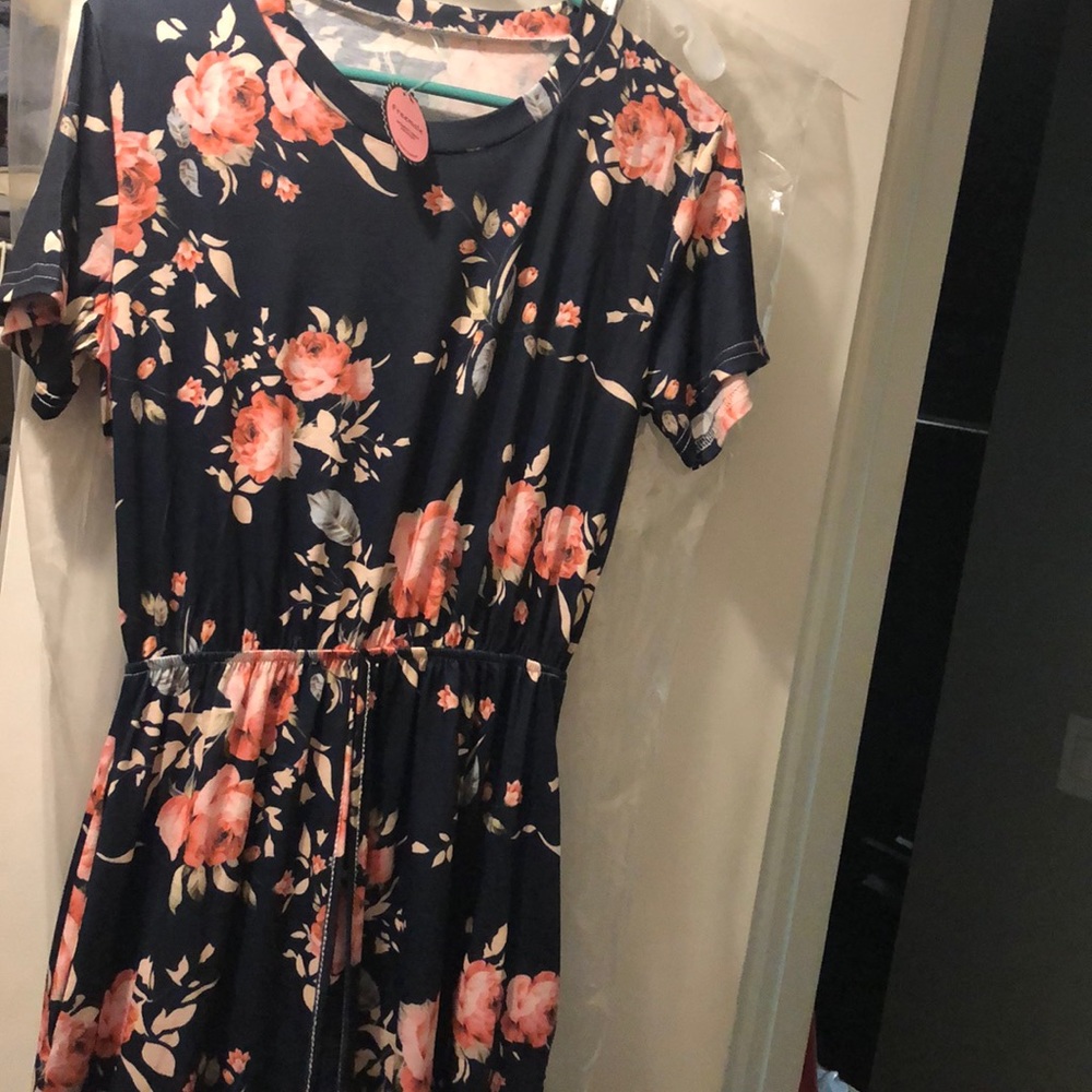 Dress knee length